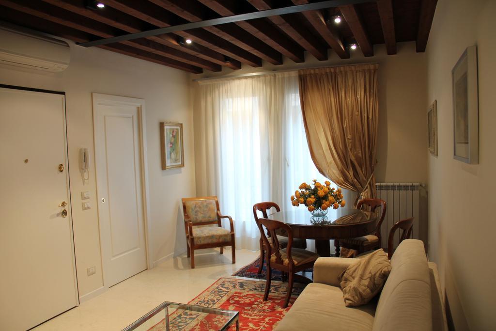 Sarai Apartments Venice Bilik gambar