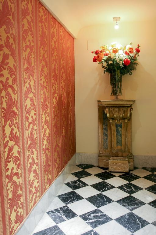 Sarai Apartments Venice Luaran gambar