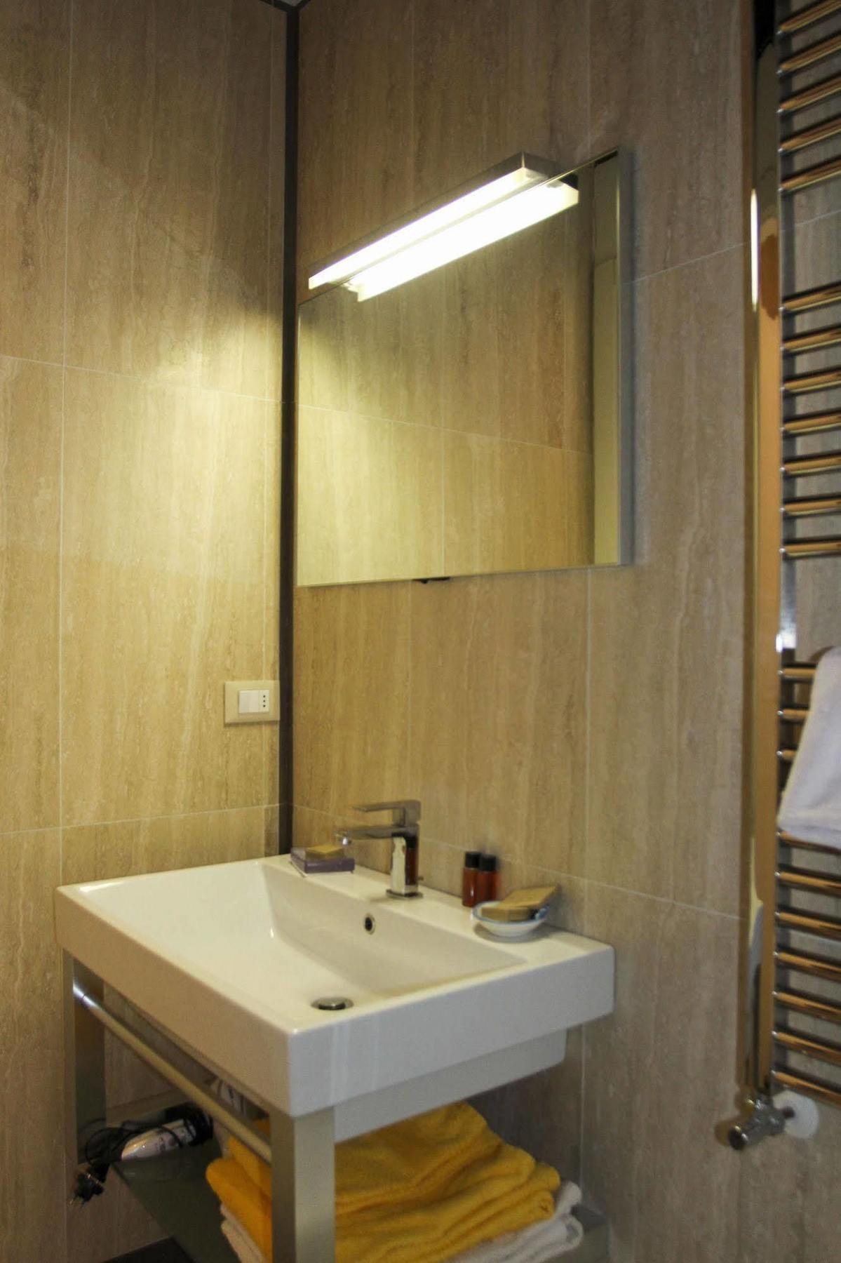 Sarai Apartments Venice Luaran gambar